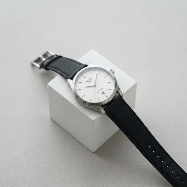 Example of a well-lit product photo for an online store listing